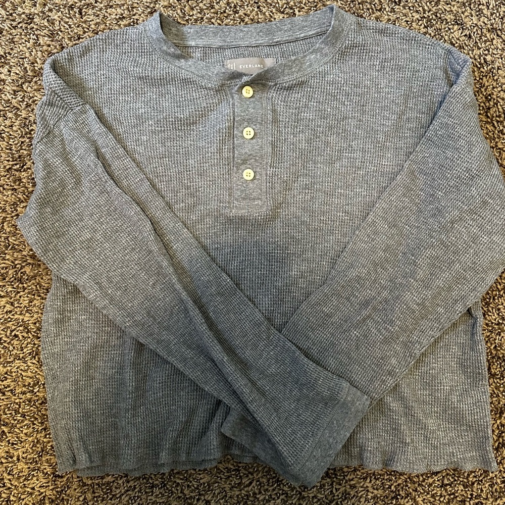 Everlane grey cropped Henley